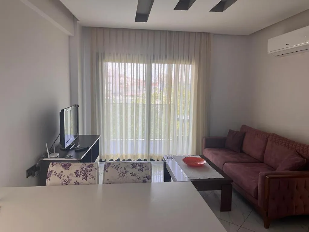 Διαμέρισμα Maya Apartmani Κουσάντασι